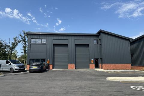 Industrial unit to rent, Unit 9 Block B, East Horton Business Park, Knowle Lane, Fair Oak, Eastleigh, SO50 7DZ