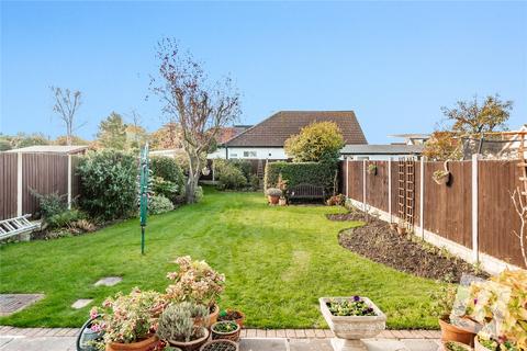 5 Ashlyn Grove, Hornchurch, RM11 2EG