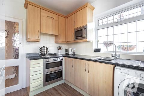 5 Ashlyn Grove, Hornchurch, RM11 2EG