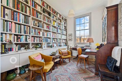 42 Albert Street, London, NW1 7NU