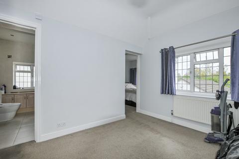 4 bedroom detached house for sale - Wellesley Avenue, Iver, Buckinghamshire