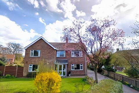 3 bedroom detached house for sale, Chapel Lane, Elsham, DN20