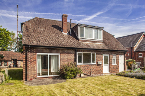 3 bedroom detached house for sale, Knightstone, Goring on Thames, RG8
