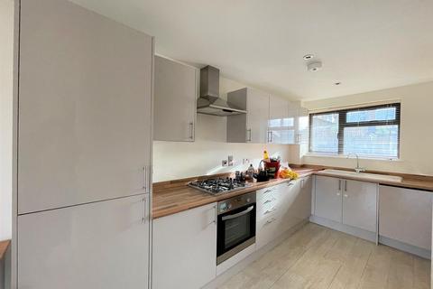 2 bedroom apartment to rent - Braxfield Road, Brockley, London, SE4