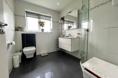 Flat 4, 95 Ennisdale Drive, Wirral, CH48 9UF