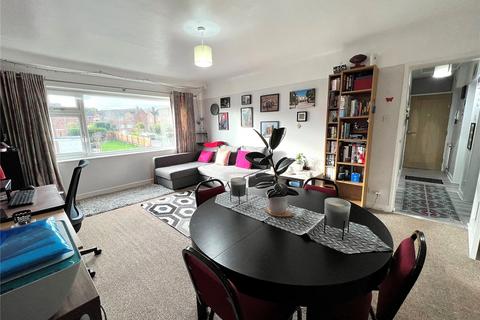 Flat 4, 95 Ennisdale Drive, Wirral, CH48 9UF