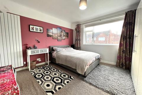 Flat 4, 95 Ennisdale Drive, Wirral, CH48 9UF