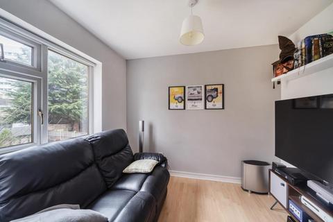 10 Cypress Way, Birmingham, B31 4JE