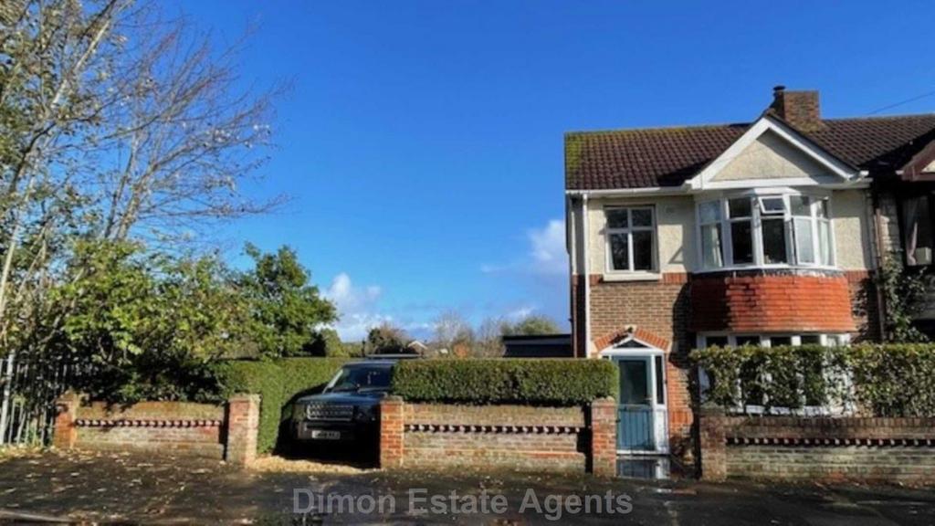 Station Road, Gosport 3 bed end of terrace house for sale £320,000