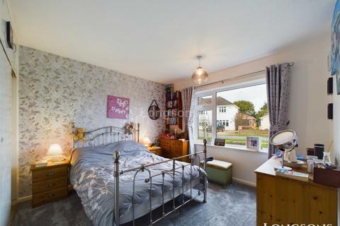 2 bedroom detached bungalow for sale - Monkhams Drive, Watton