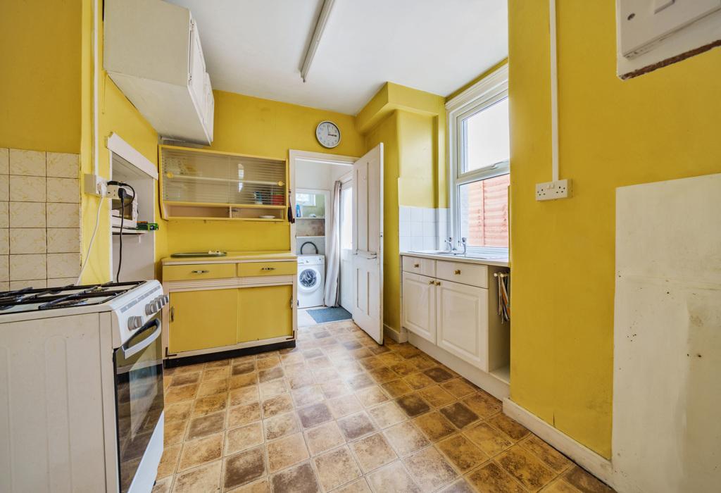 Cowper Road, Bromley, Kent 3 bed terraced house for sale £425,000