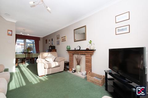3 bedroom detached house for sale, Cricklade Close, Northampton NN3
