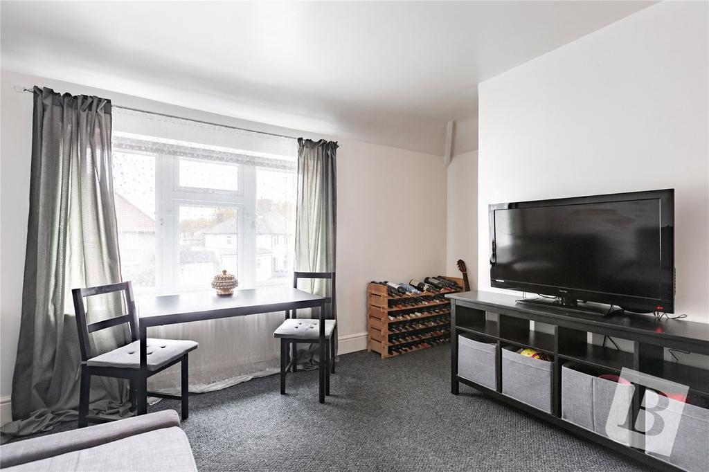 Living / Dining Area
