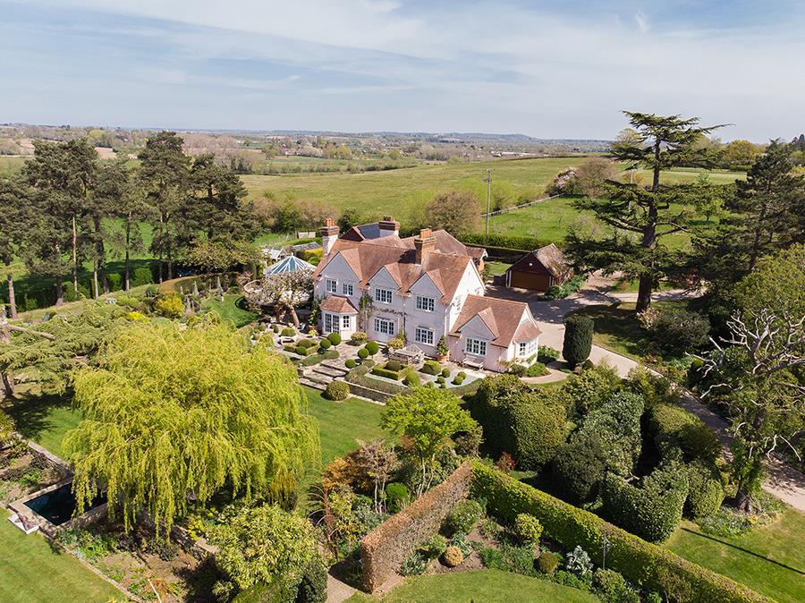 New Road, Eckington, Pershore... 5 bed detached house for sale £1,750,000