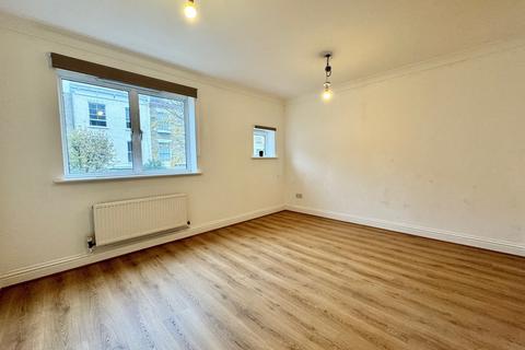 4 bedroom terraced house to rent, Tollington Way, Holloway