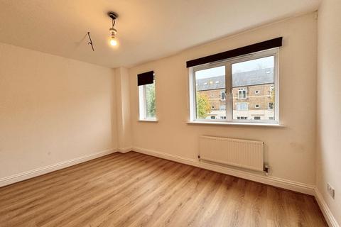 4 bedroom terraced house to rent, Tollington Way, Holloway