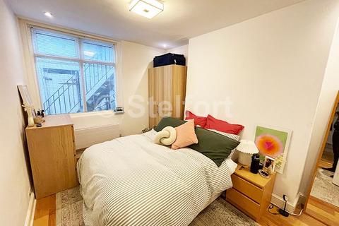 3 bedroom flat to rent, Westbourne Road, London N7