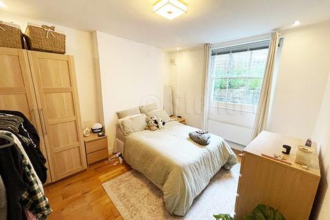 3 bedroom flat to rent, Westbourne Road, London N7