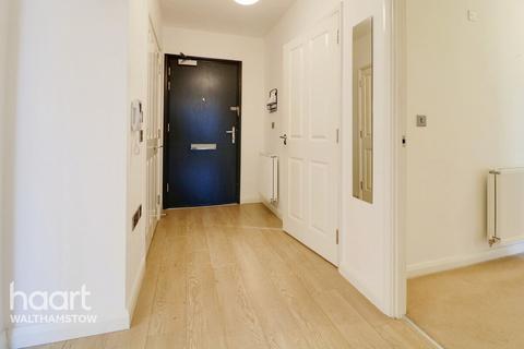 2 bedroom apartment for sale, Thornbury Way, Walthamstow