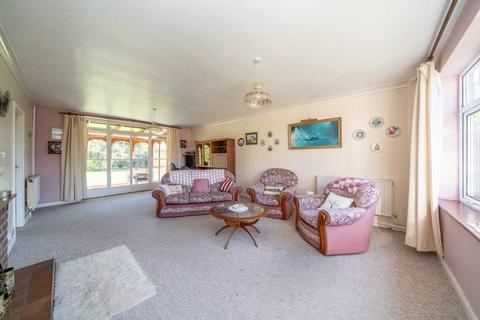 11 Green View Close, Bovingdon, Hemel Hempstead, HP3 0LE