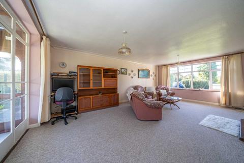 11 Green View Close, Bovingdon, Hemel Hempstead, HP3 0LE