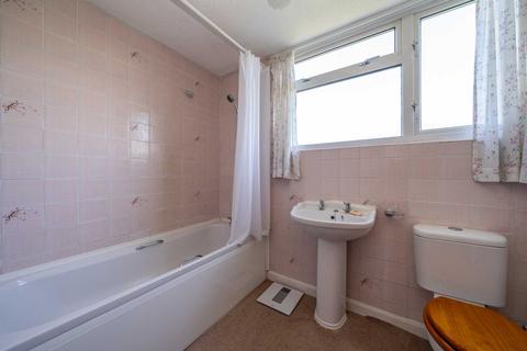 11 Green View Close, Bovingdon, Hemel Hempstead, HP3 0LE