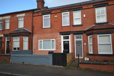 4 bedroom terraced house to rent, Gidlow Lane, Wigan, WN6