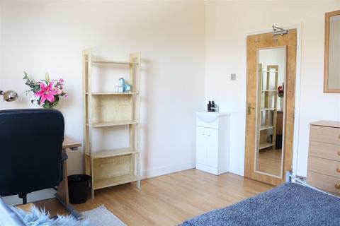 undefined, Claude Street, NG7 2LA