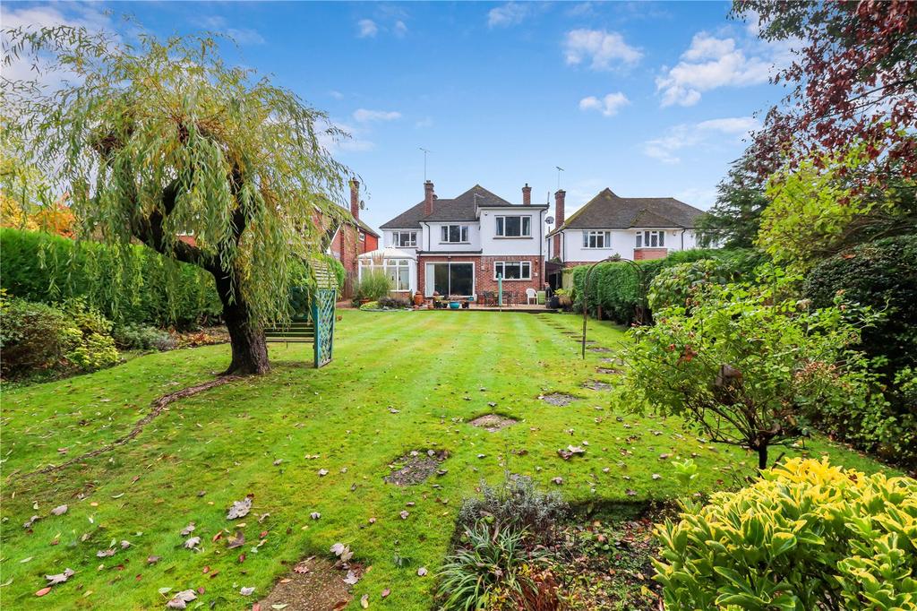 Cassiobury Drive, Cassiobury, Watford, Hertfordshire, WD17 4 bed