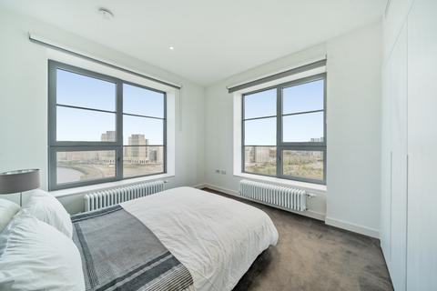 2 bedroom flat for sale, Goodluck Hope Walk London E14