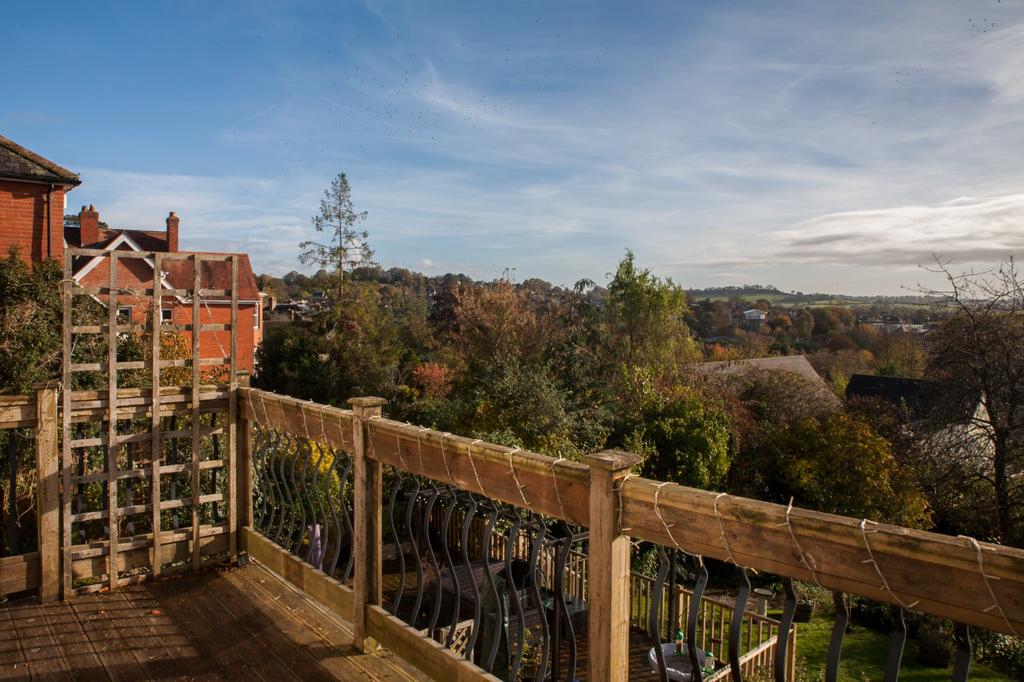 West Hill, Wincanton, Somerset, BA9 6 bed detached house for sale £