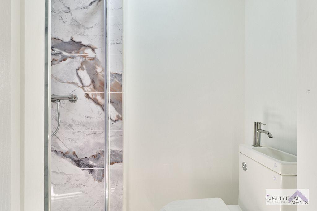 Room 3 with en-suite