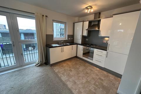 2 bedroom flat to rent, Barrland Street, Glasgow, G41