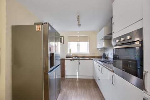 22 Pikes Pool Drive, Kirkliston, EH29 9GH