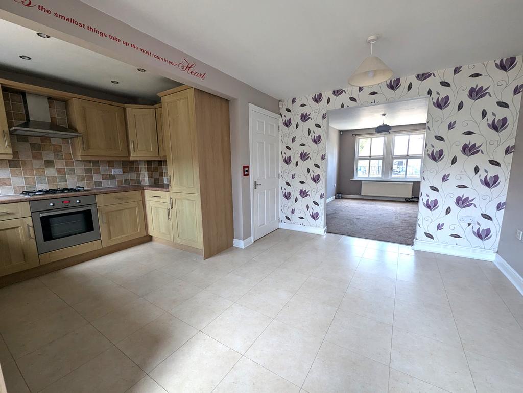 Dining kitchen