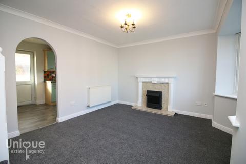 2 bedroom semi-detached house for sale - Quayside,  Fleetwood, FY7