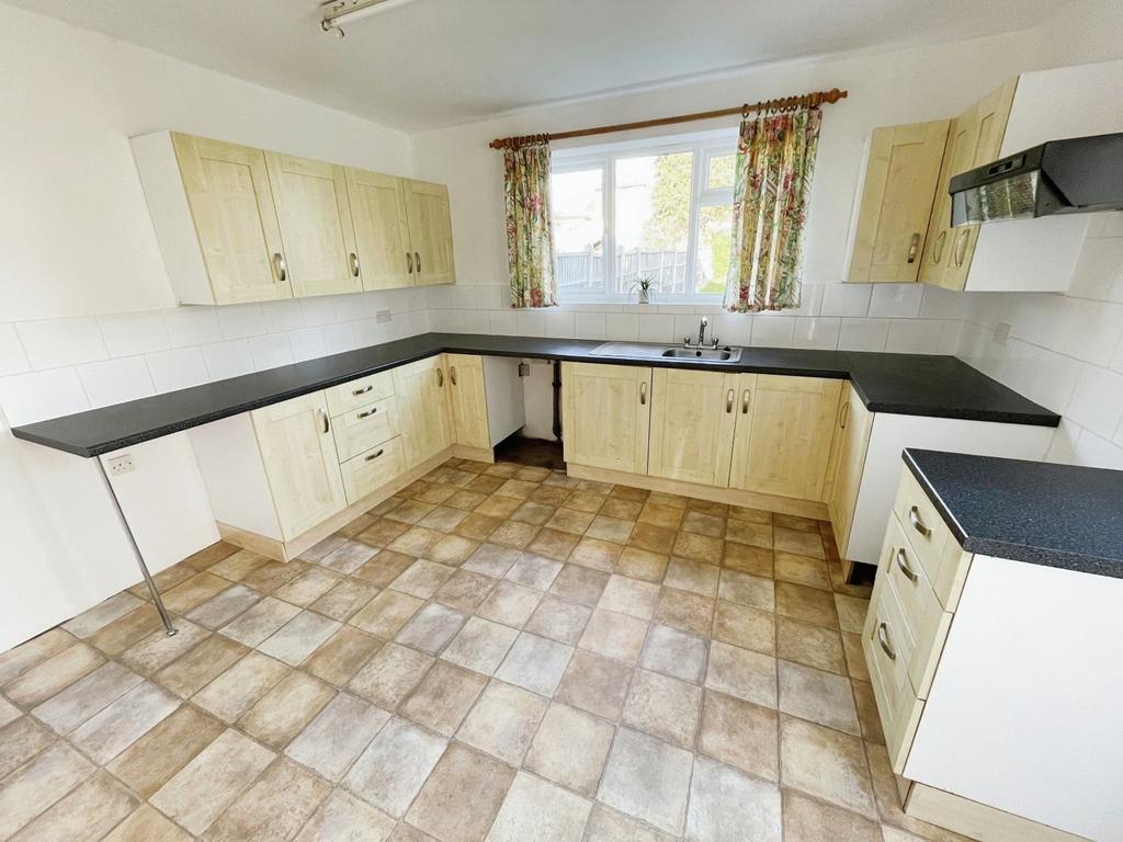 Dicksons Drive, Newton, Chester, CH2 3 bed semidetached house for sale