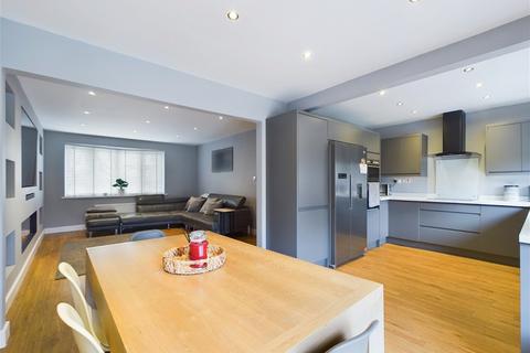 17 Windgate, Skelmersdale, WN8 8NZ