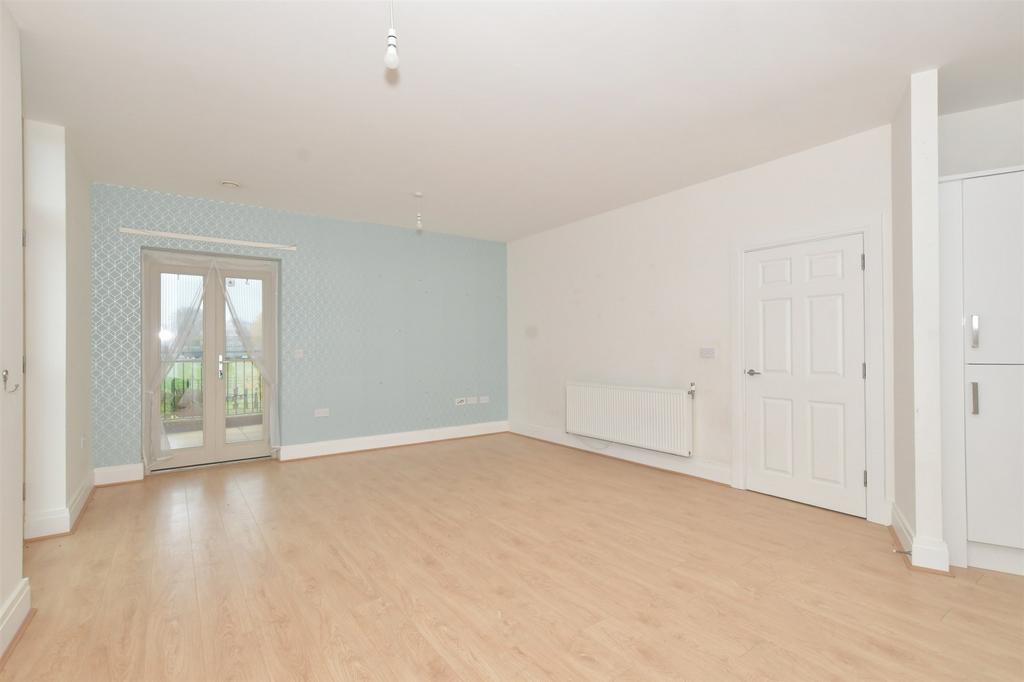 Lounge/ Kitchen