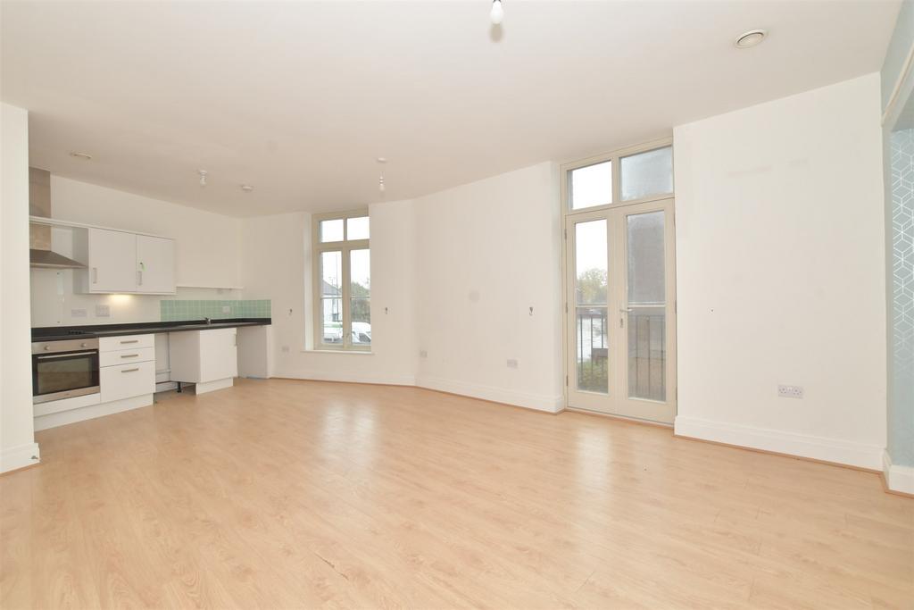 Lounge/ Kitchen