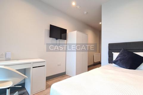 1 bedroom in a flat share to rent, Renaissance Works, New Street, Huddersfield, HD1 2AS