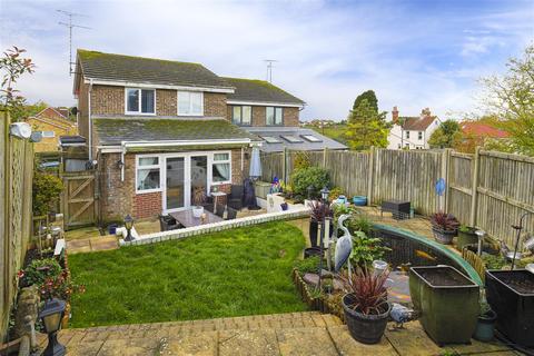 3 bedroom semi-detached house for sale, Berkeley Close, Faversham