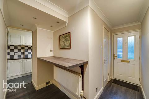 1 Crouch Drive, Witham, CM8 1TD