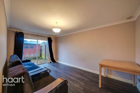 1 bedroom maisonette for sale, Crouch Drive, Witham