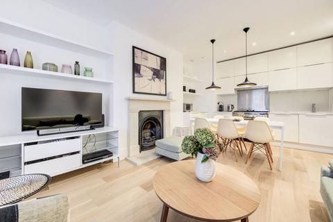 3 bedroom flat for sale, Brondesbury Road, Queen's Park, London, NW6