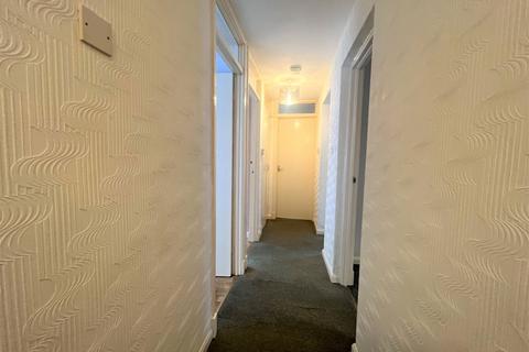 2 bedroom ground floor flat to rent, Westwood Court, Barnsley, S70 2LT