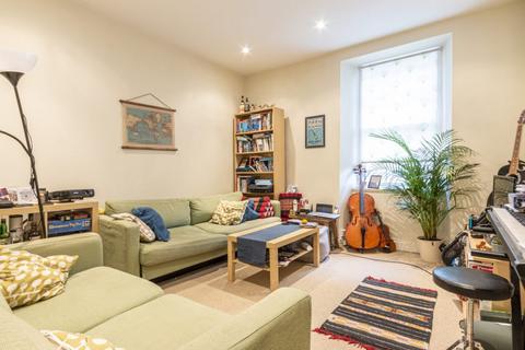 1 bedroom flat to rent - 2146L – East Crosscauseway, Edinburgh, EH8 9HE