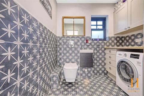 18 Back Lane, Stock, Ingatestone, CM4 9DG