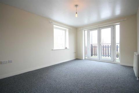 2 bedroom apartment to rent, Canalside, Radcliffe