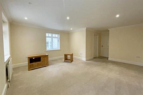 2 bedroom flat to rent, Bournemouth